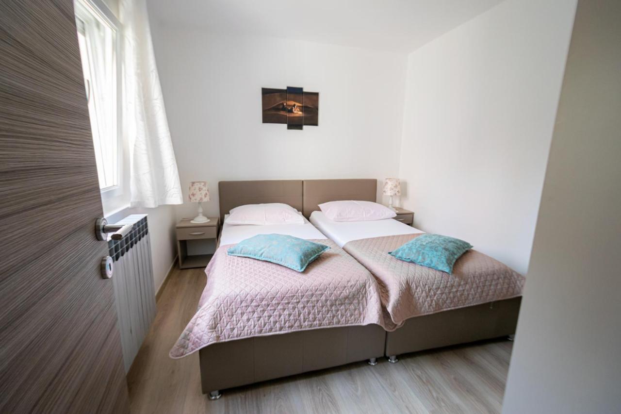 Two-Bedroom Apartment In Crikvenica Xcvii Extérieur photo