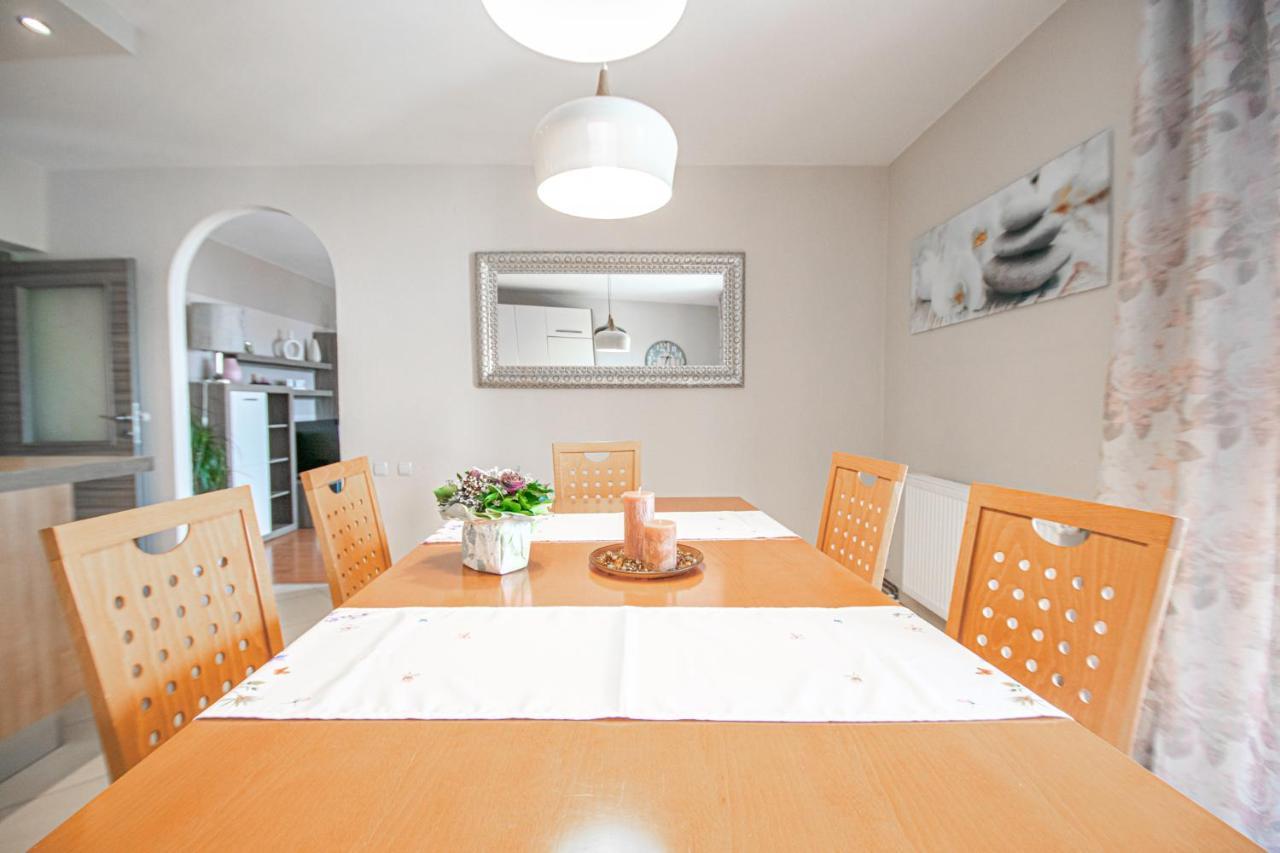 Two-Bedroom Apartment In Crikvenica Xcvii Extérieur photo