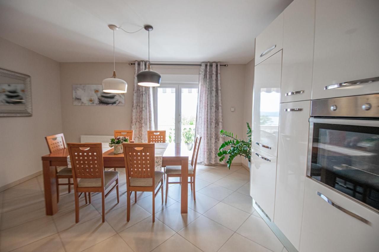 Two-Bedroom Apartment In Crikvenica Xcvii Extérieur photo