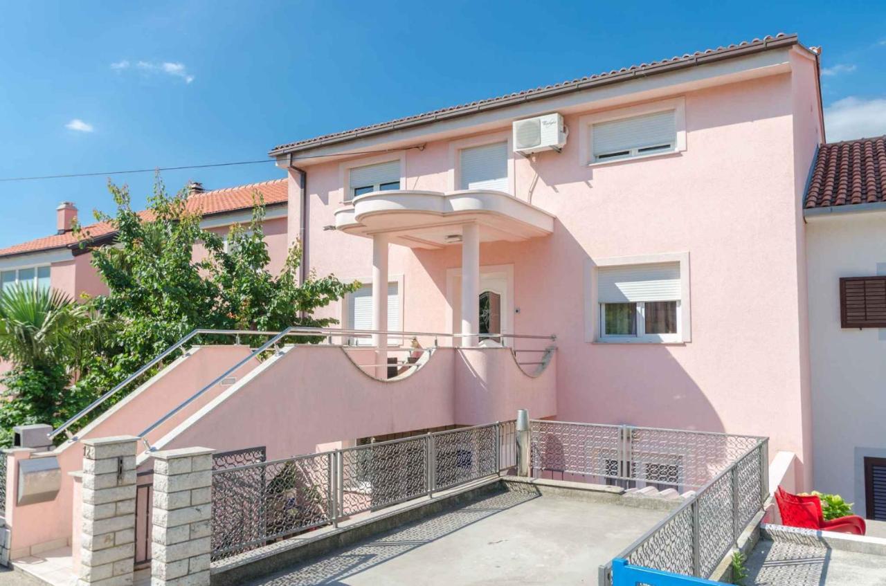Two-Bedroom Apartment In Crikvenica Xcvii Extérieur photo